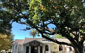 Eight Bells Mountain Inn